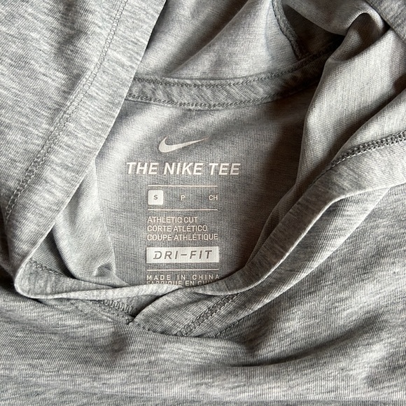 Nike Hoodie Short sleeve Tee size Small - Picture 5 of 5